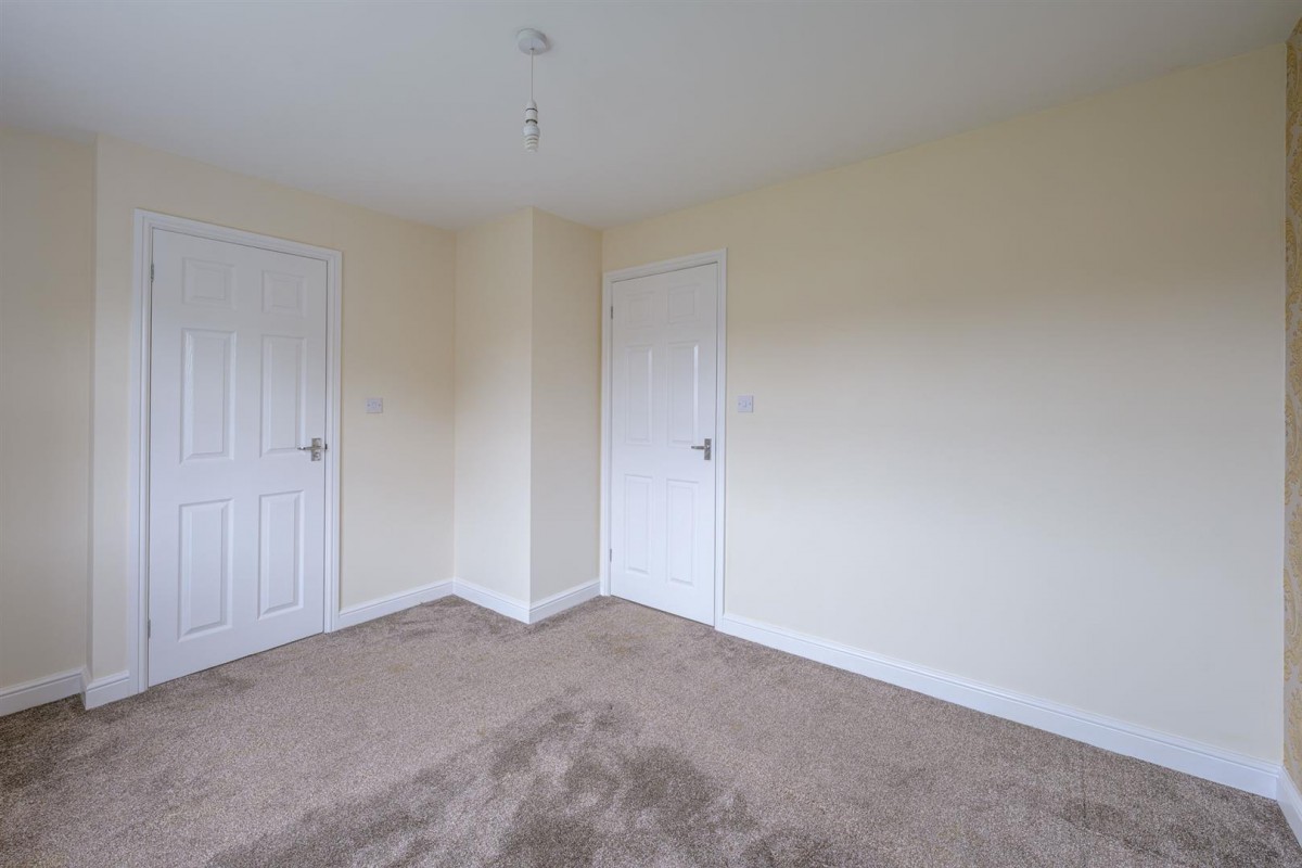 Dubarry Avenue, Kingswinford, DY6 9BP