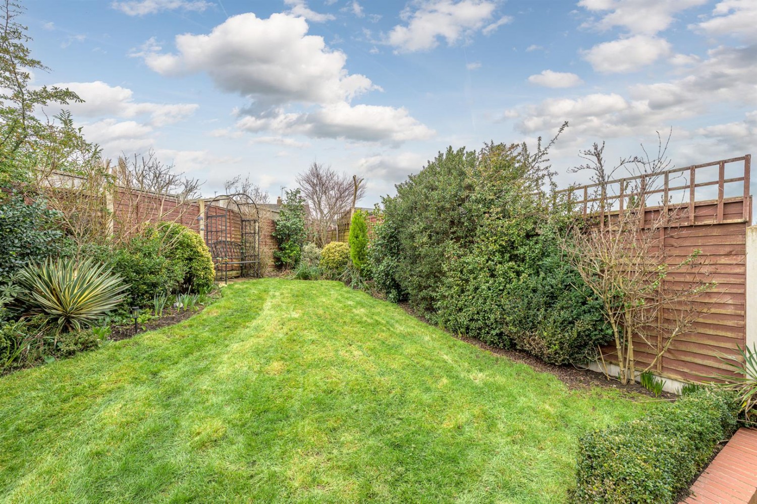 Dubarry Avenue, Kingswinford, DY6 9BP