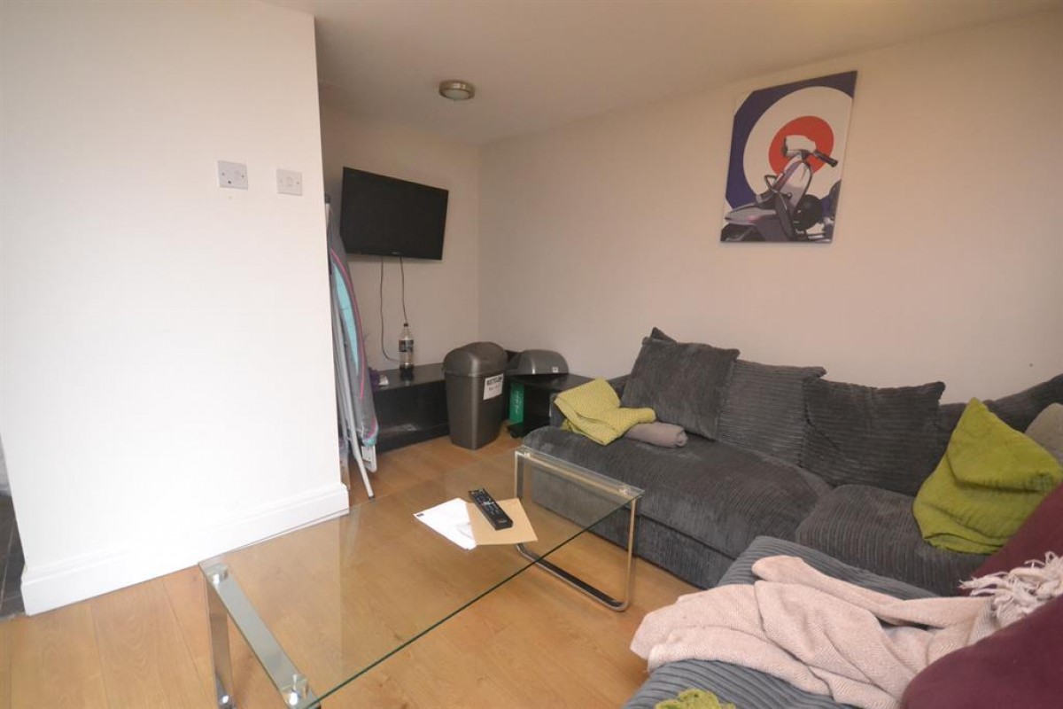 Gosbrook Road, Caversham