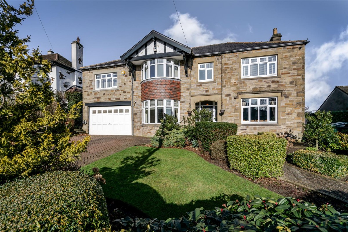 Oakleigh. Raikes Road, Skipton