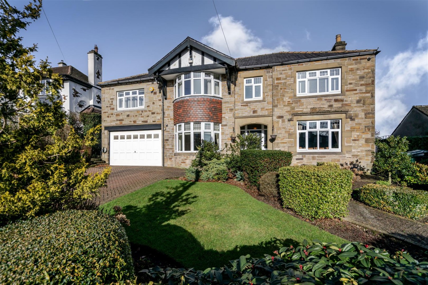 Oakleigh. Raikes Road, Skipton