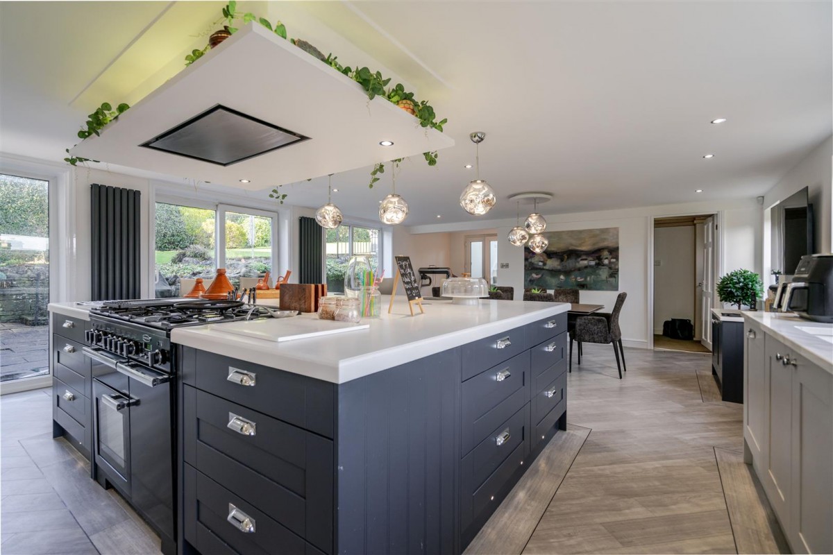 Oakleigh. Raikes Road, Skipton