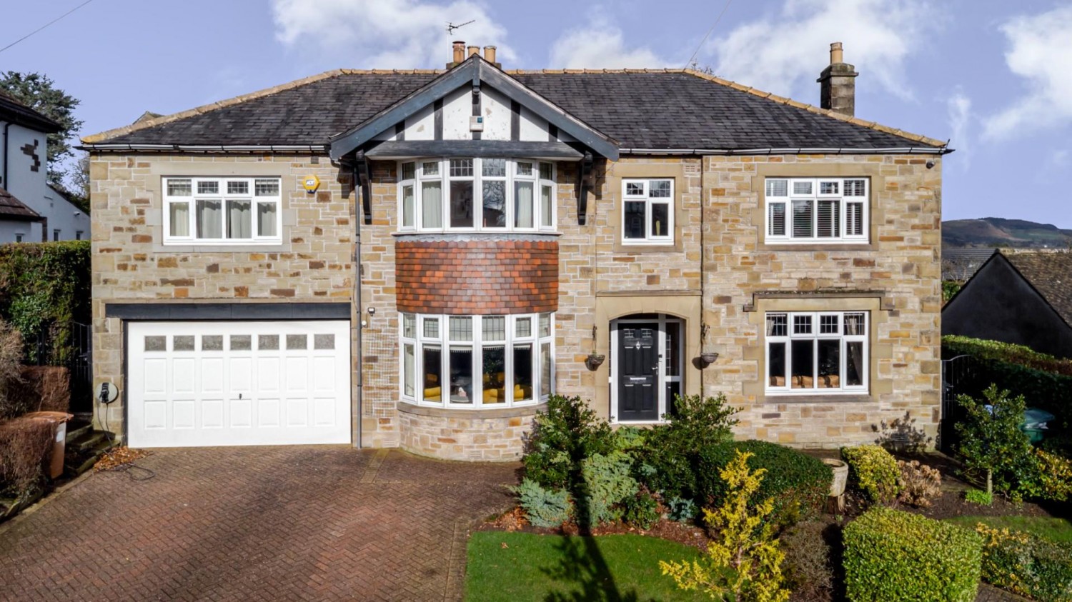 Oakleigh. Raikes Road, Skipton