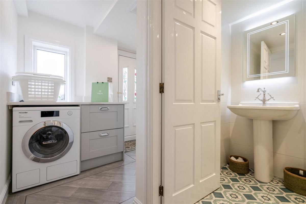 Oakleigh. Raikes Road, Skipton