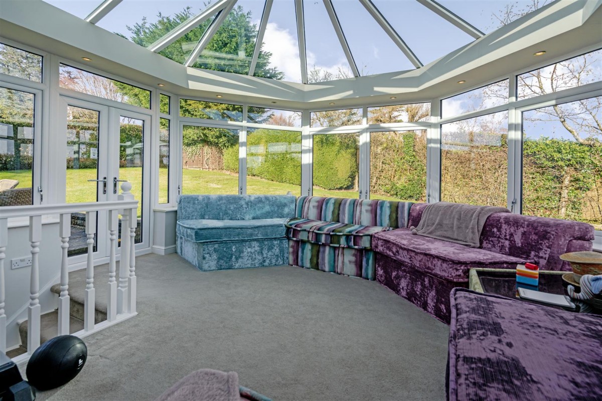 Oakleigh. Raikes Road, Skipton