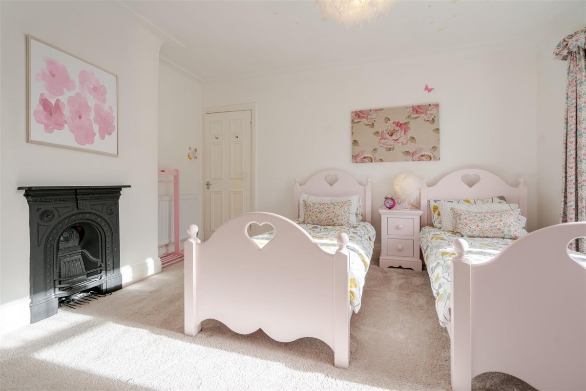 Oakleigh. Raikes Road, Skipton