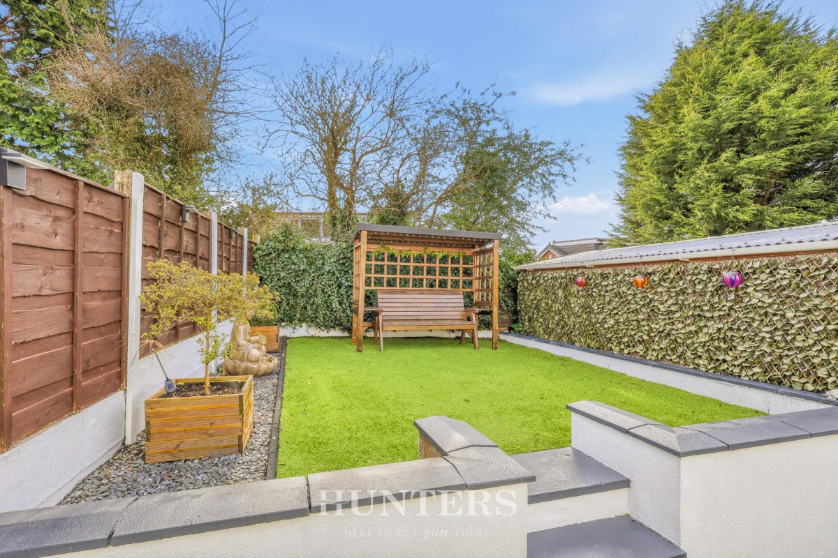 Warwick Road, Alkrington, Manchester, M24