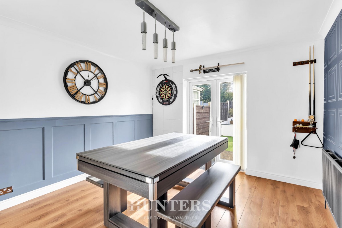 Warwick Road, Alkrington, Manchester, M24