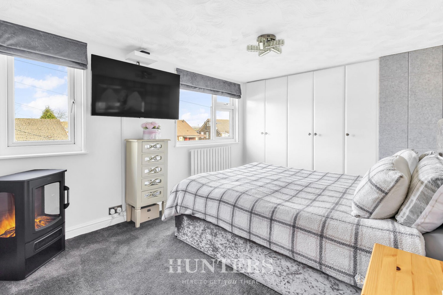 Warwick Road, Alkrington, Manchester, M24