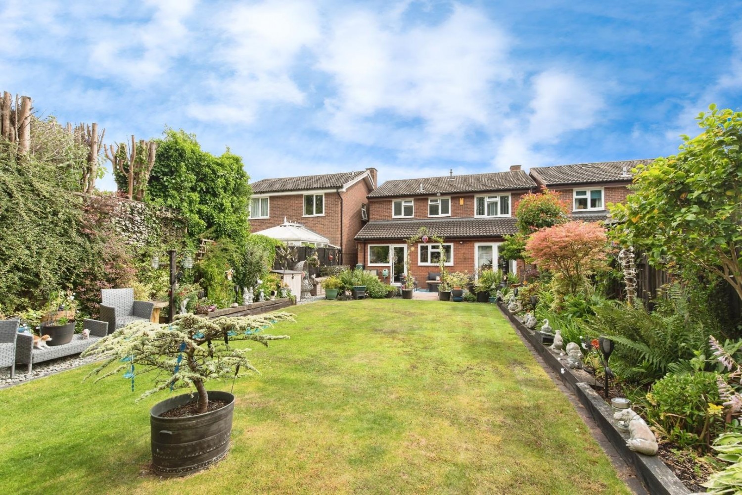 Dovestone, Wilnecote, Tamworth