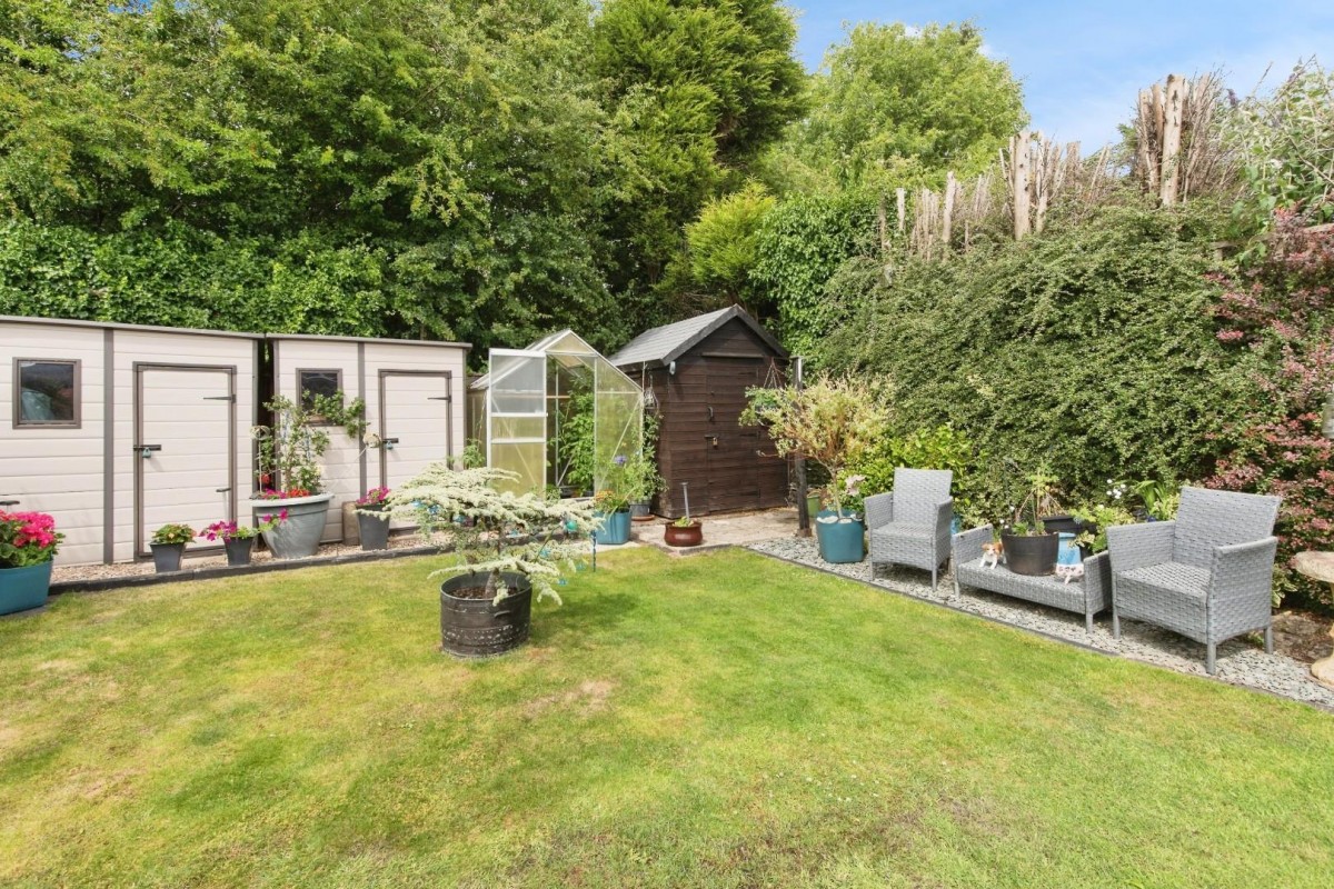 Dovestone, Wilnecote, Tamworth