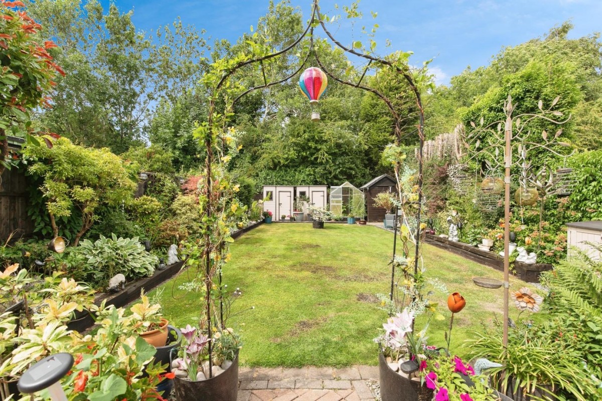 Dovestone, Wilnecote, Tamworth