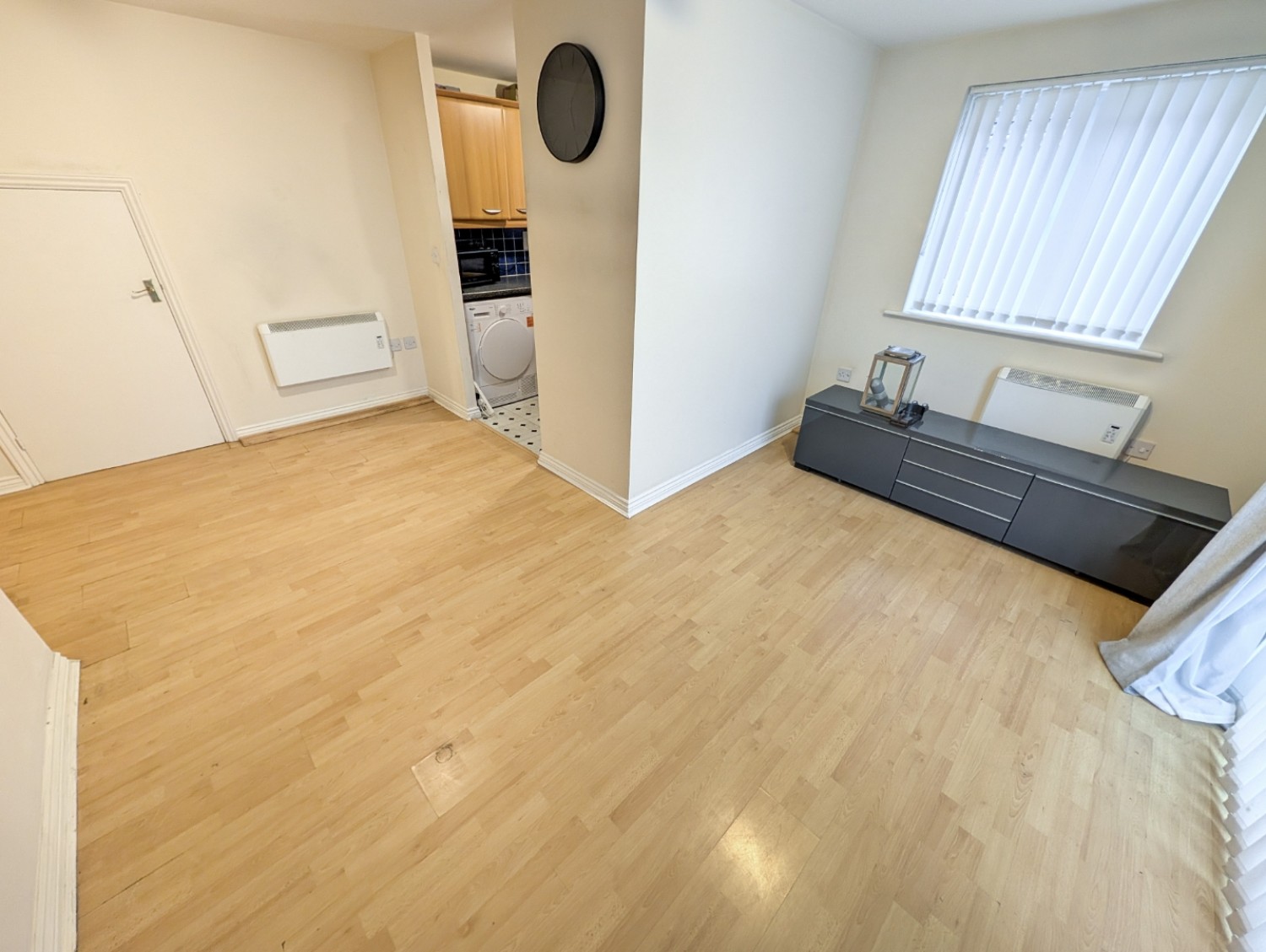 Sannders Crescent, Tipton