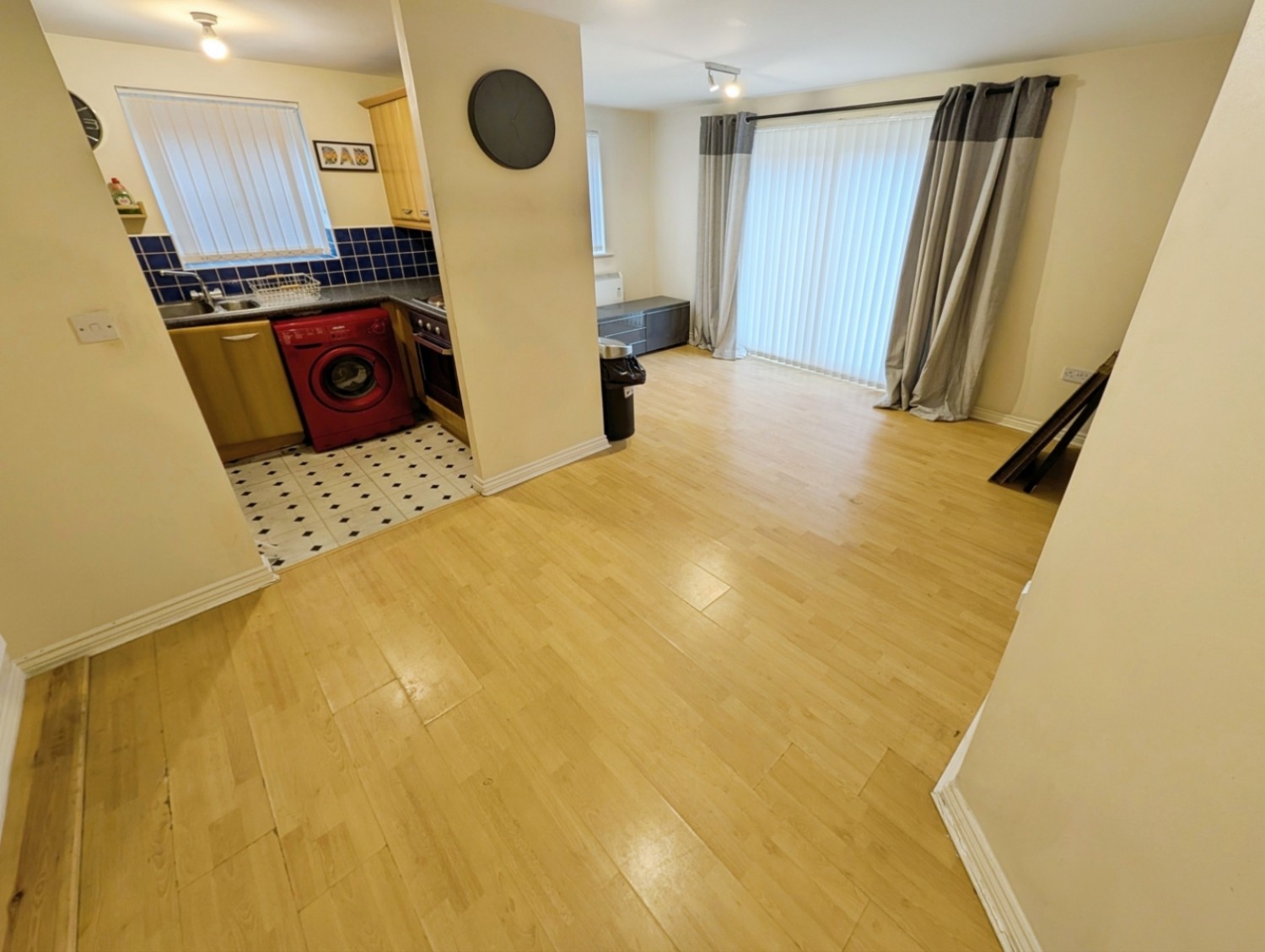 Sannders Crescent, Tipton