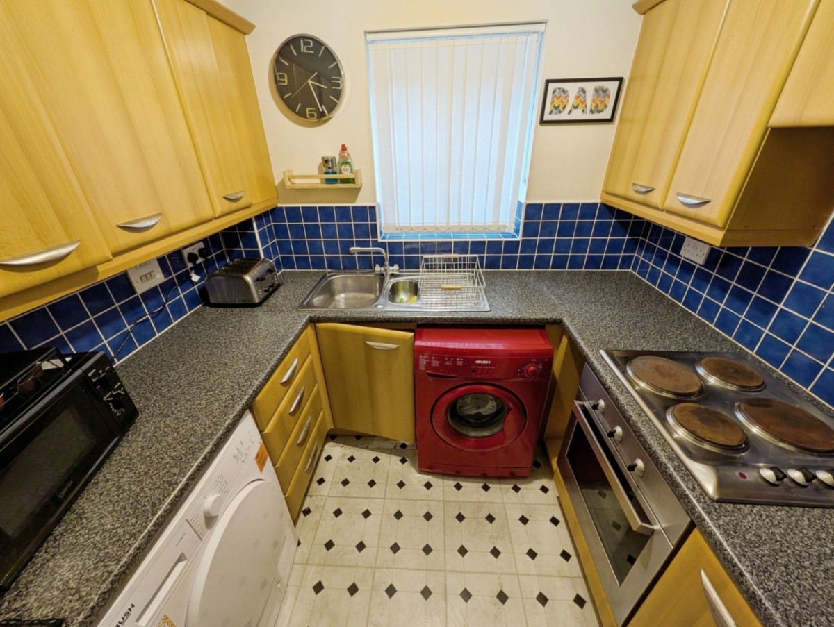 Sannders Crescent, Tipton