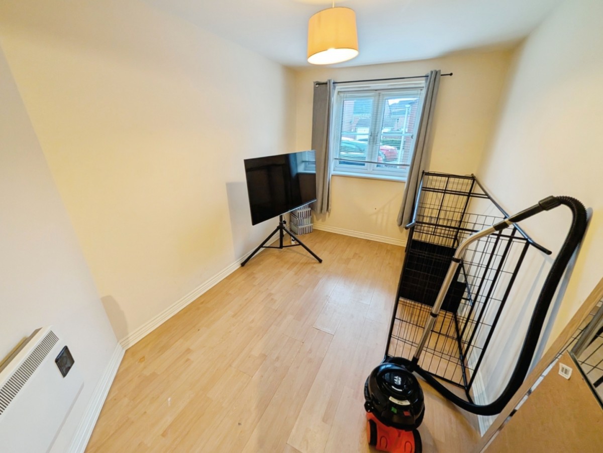 Sannders Crescent, Tipton