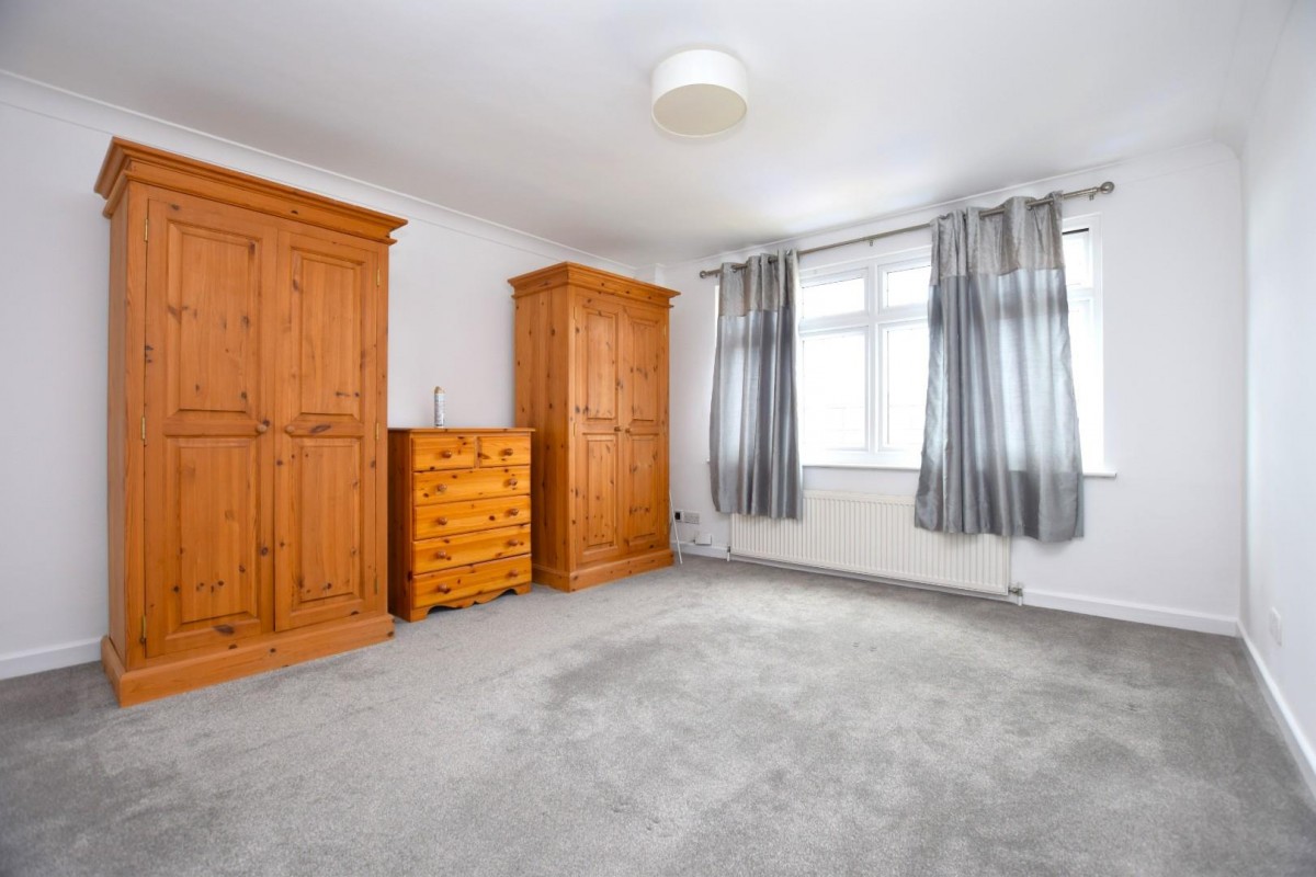 Berkeley Close, Hornchurch, RM11