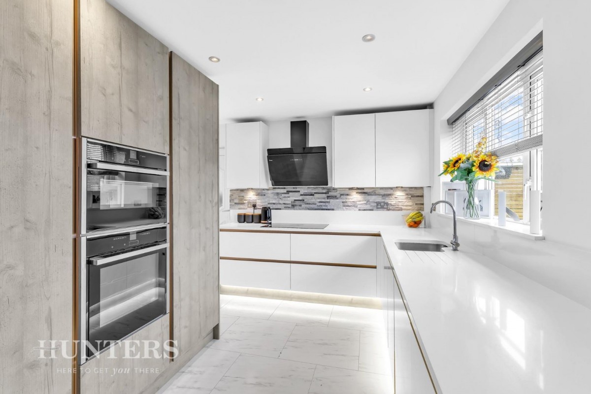 Hillspring Road, Springhead, Oldham