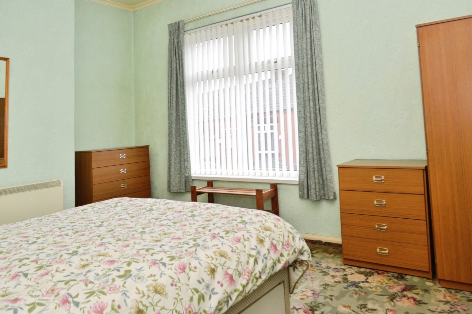 Mirfield Avenue, Oldham