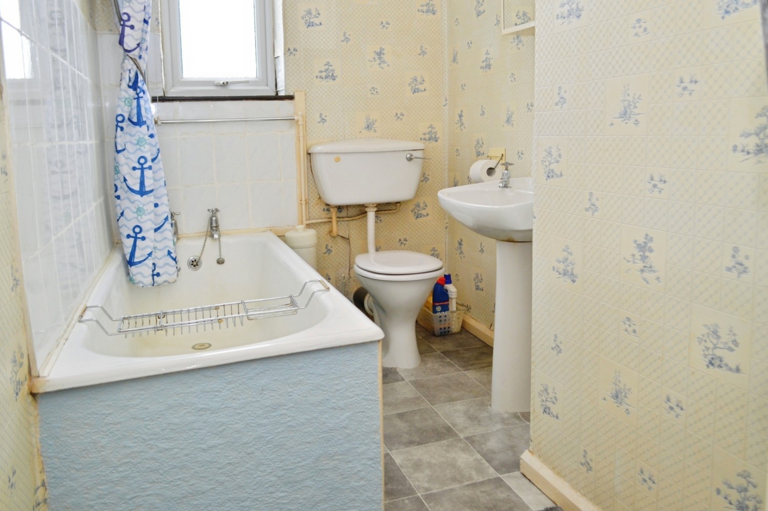 Mirfield Avenue, Oldham