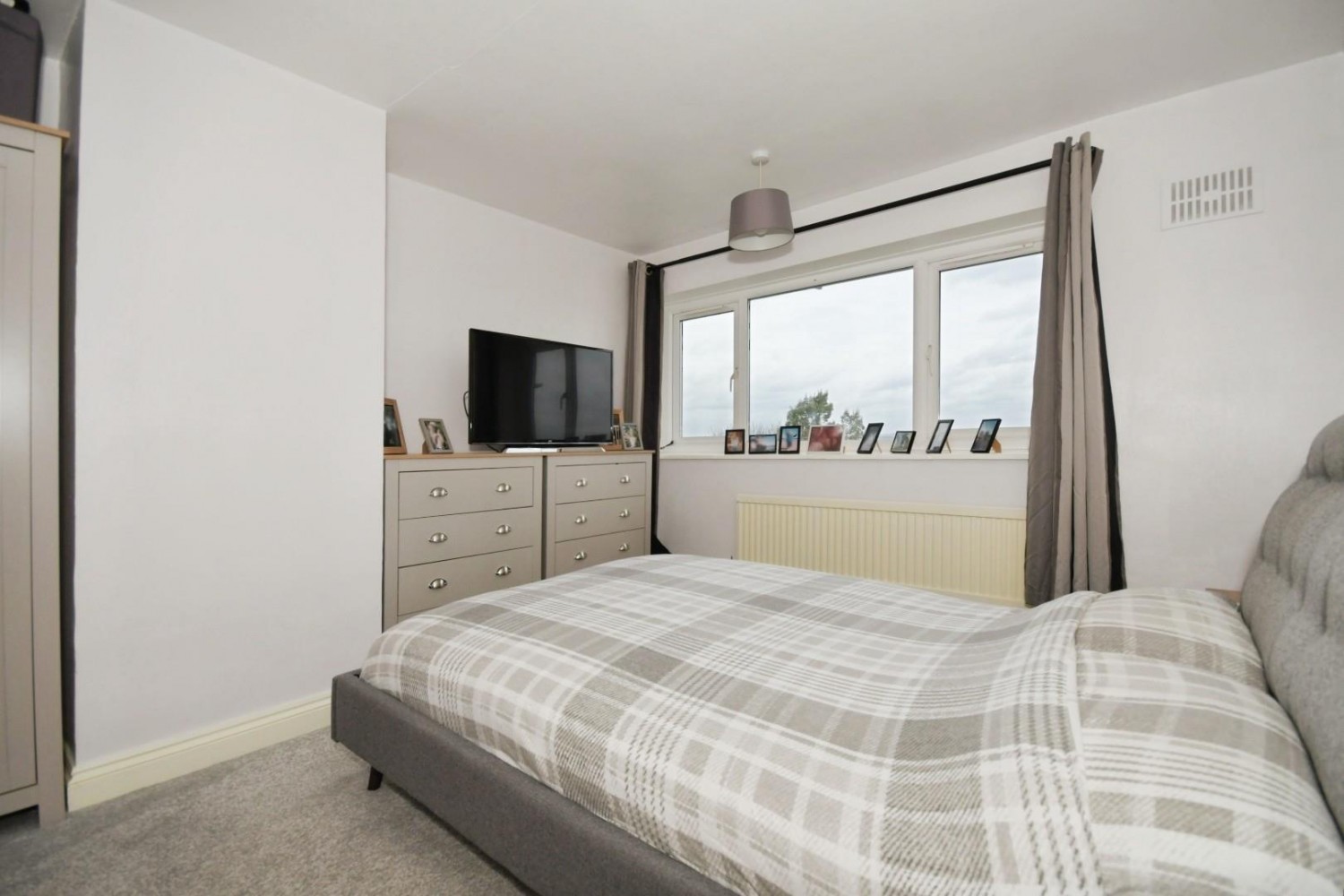 Houldsworth Crescent, Bolsover, Chesterfield, S44 6SQ