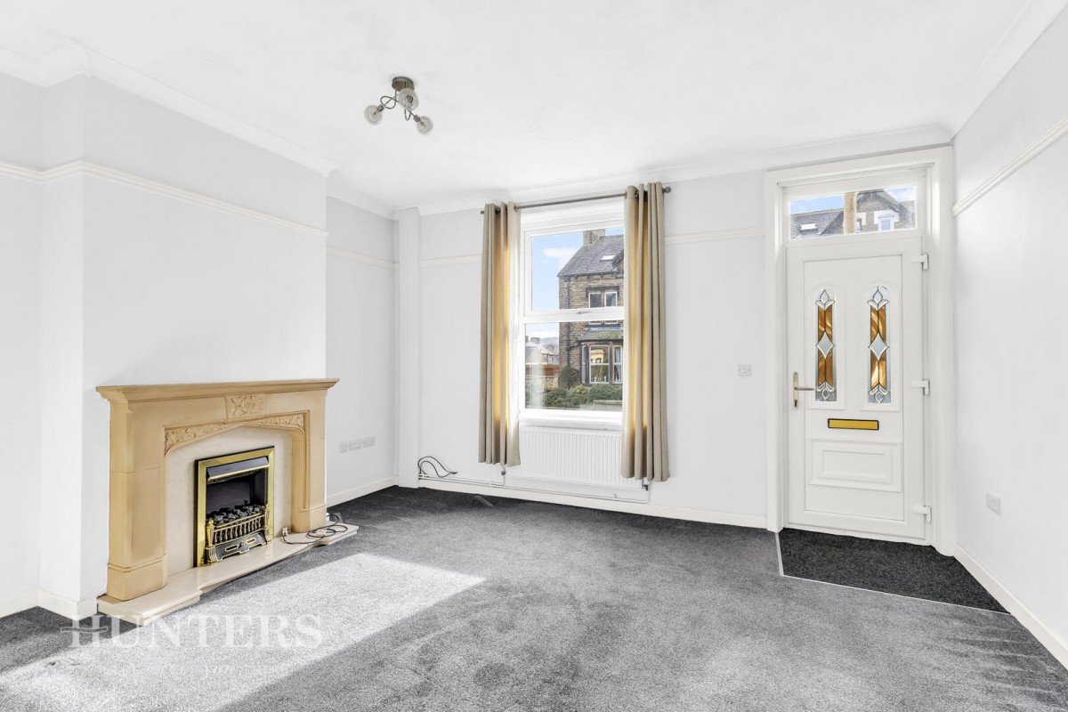 Featherstall Road, Littleborough OL15 9NY