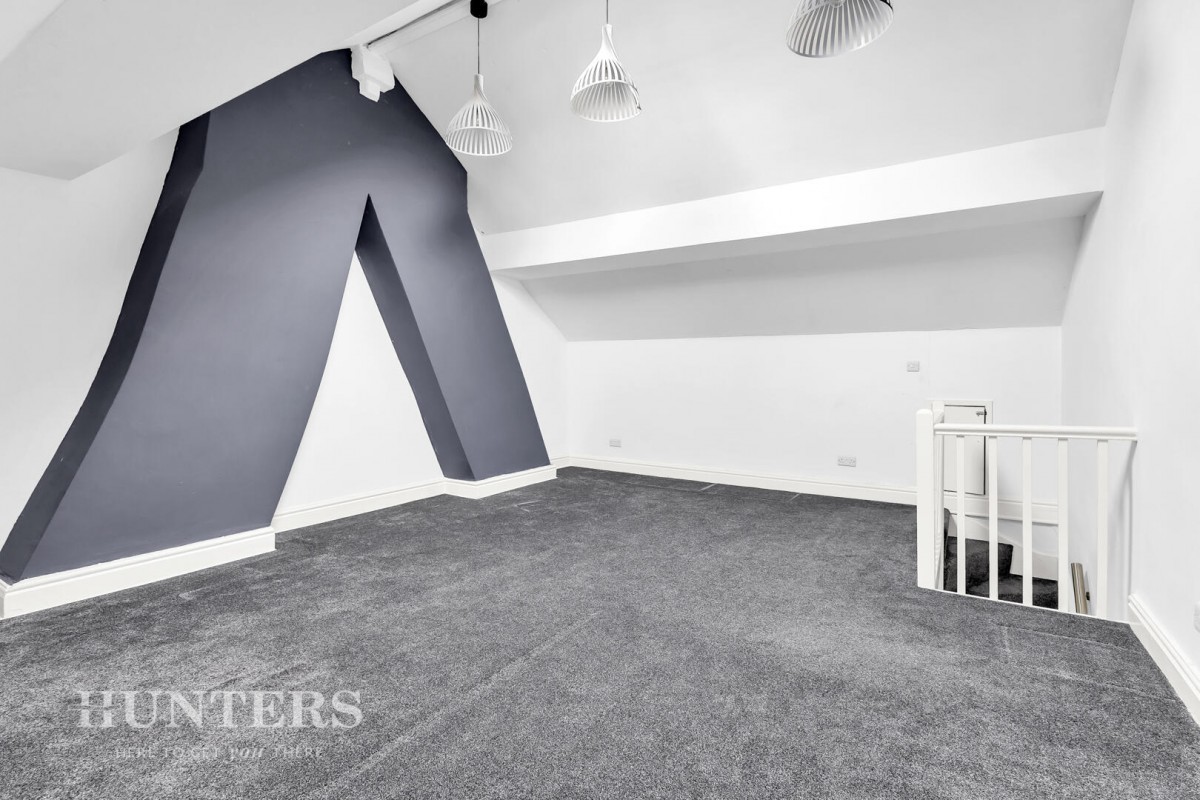 Featherstall Road, Littleborough OL15 9NY