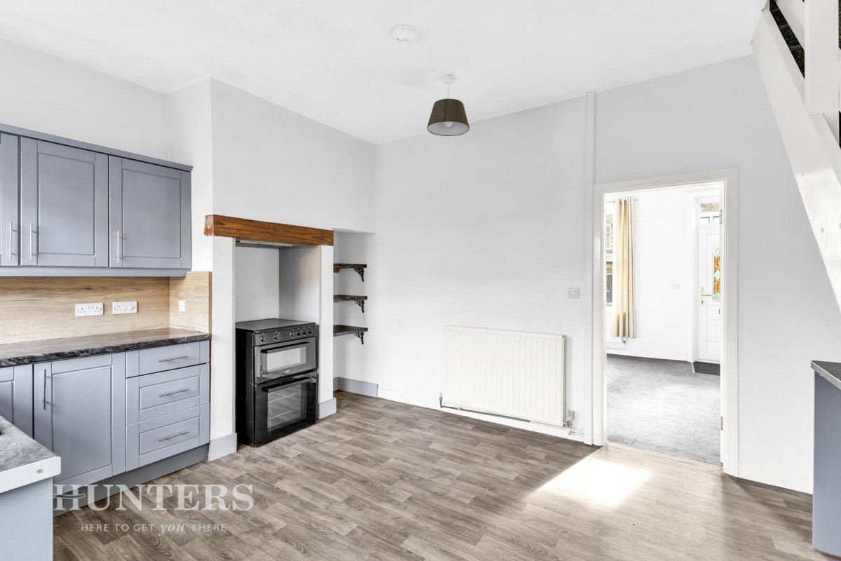 Featherstall Road, Littleborough OL15 9NY