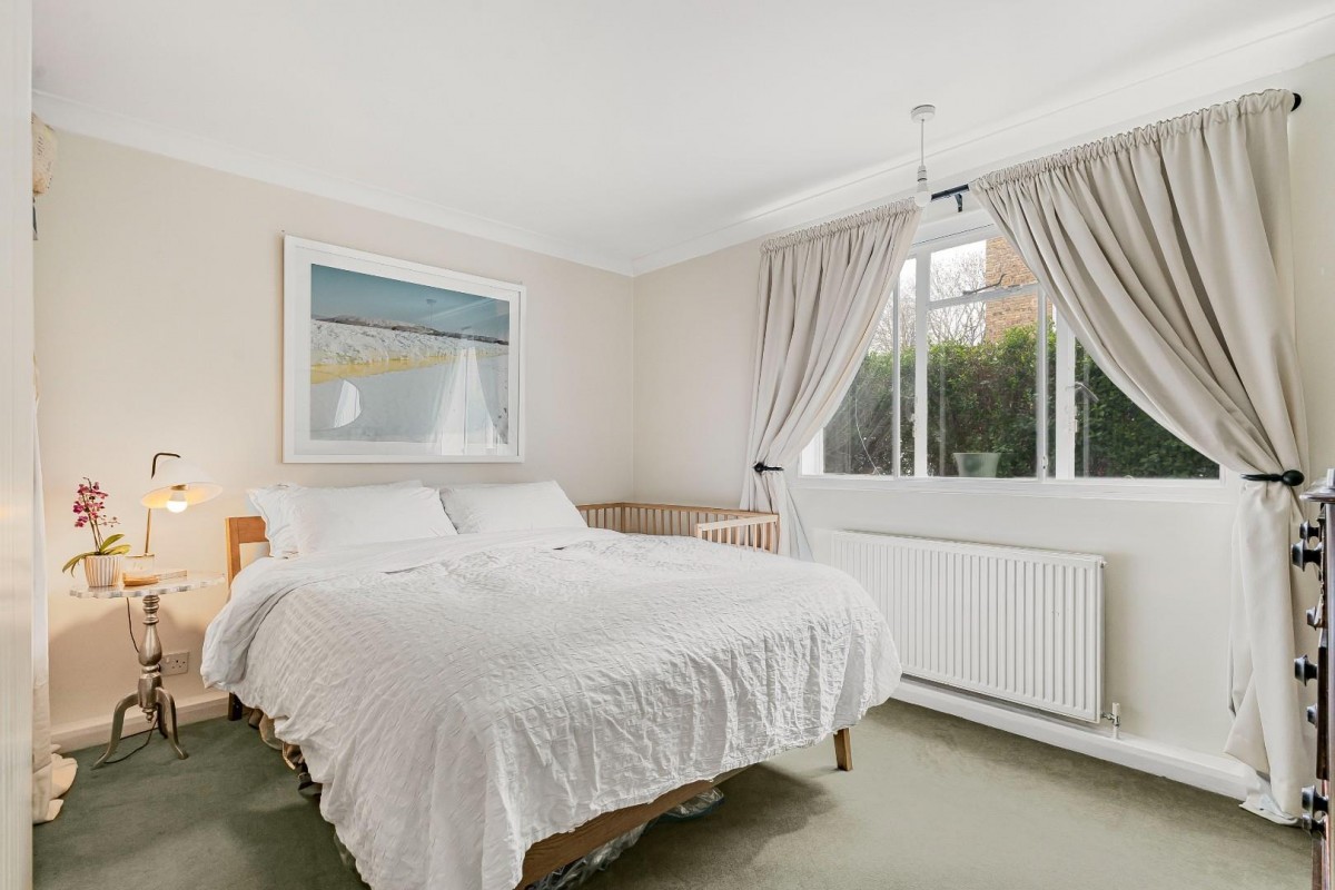 Herne Hill Road, London, SE24