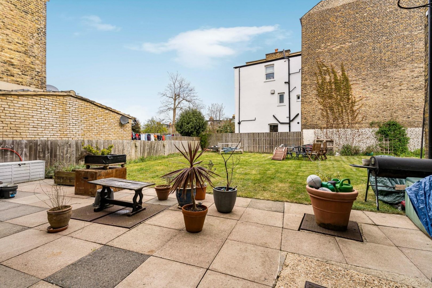 Herne Hill Road, London, SE24