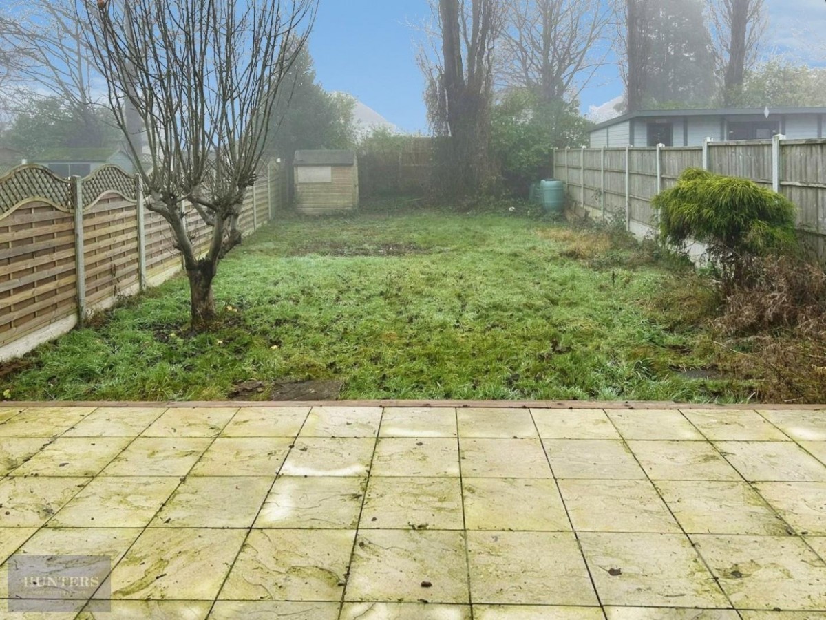 Edward Road, Oldbury B68 0LZ