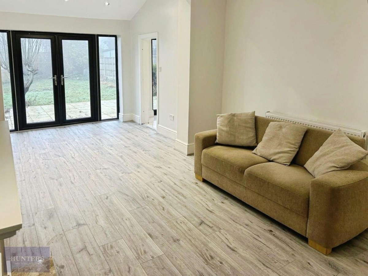 Edward Road, Oldbury B68 0LZ