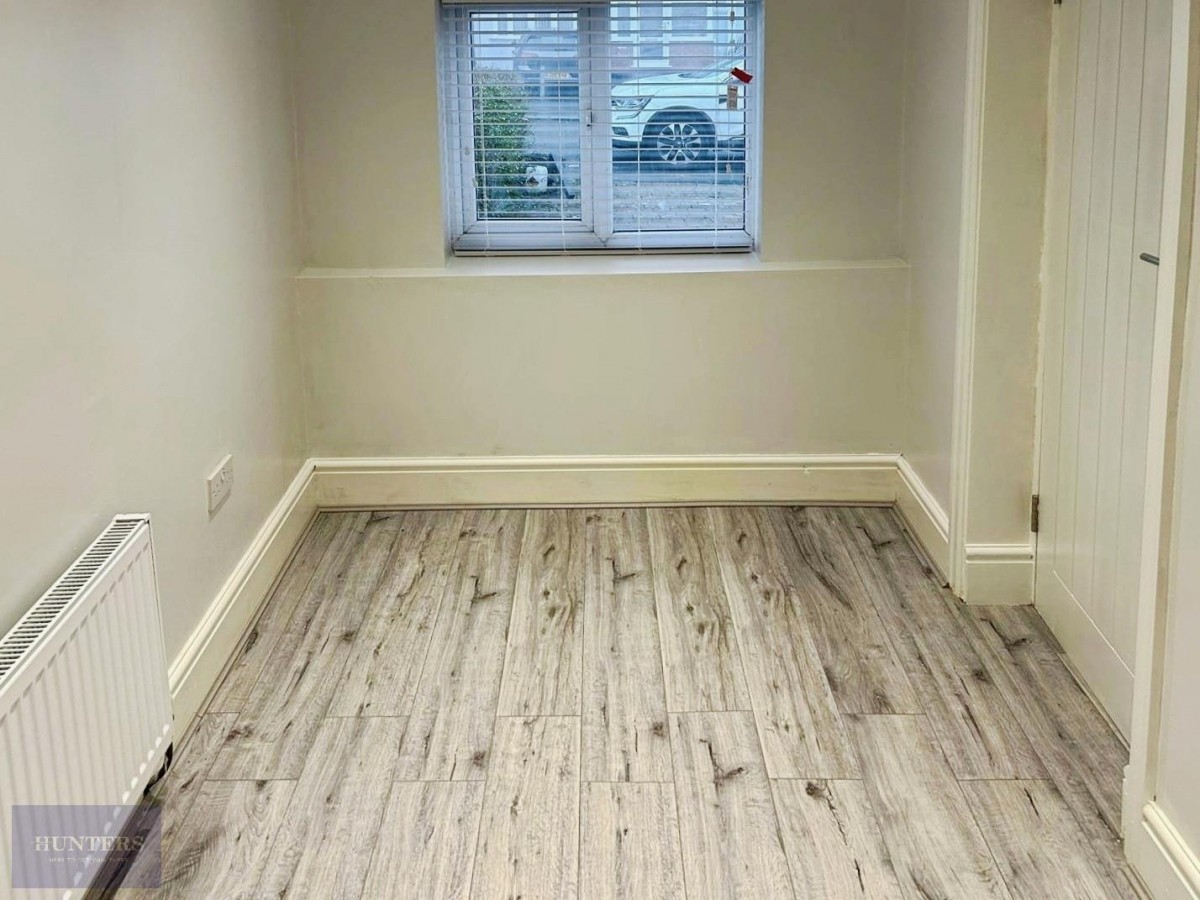 Edward Road, Oldbury B68 0LZ