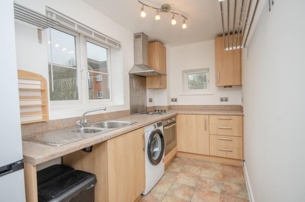 Arnold Road, Mangotsfield, Bristol, BS16 9LB