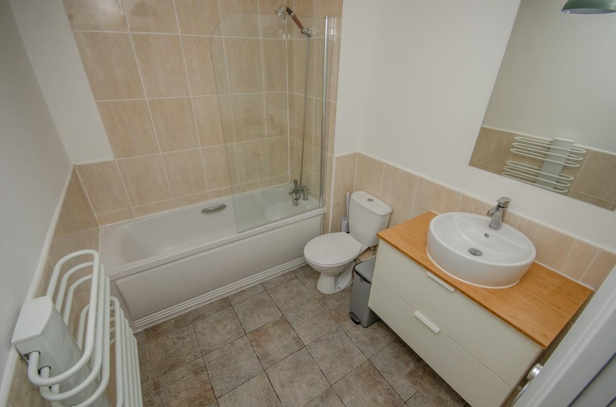 Arnold Road, Mangotsfield, Bristol, BS16 9LB