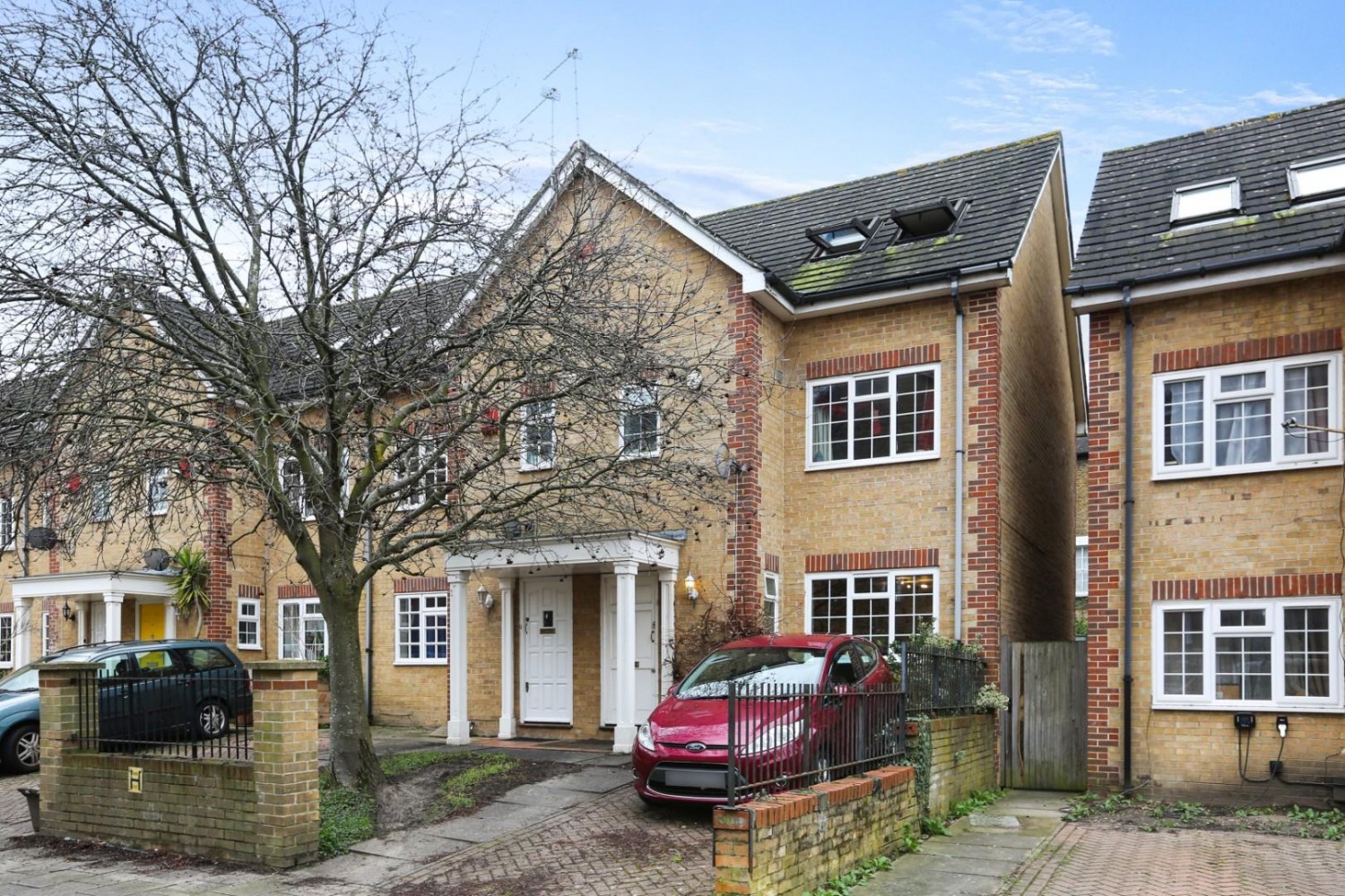 Gables Close, London, SE5