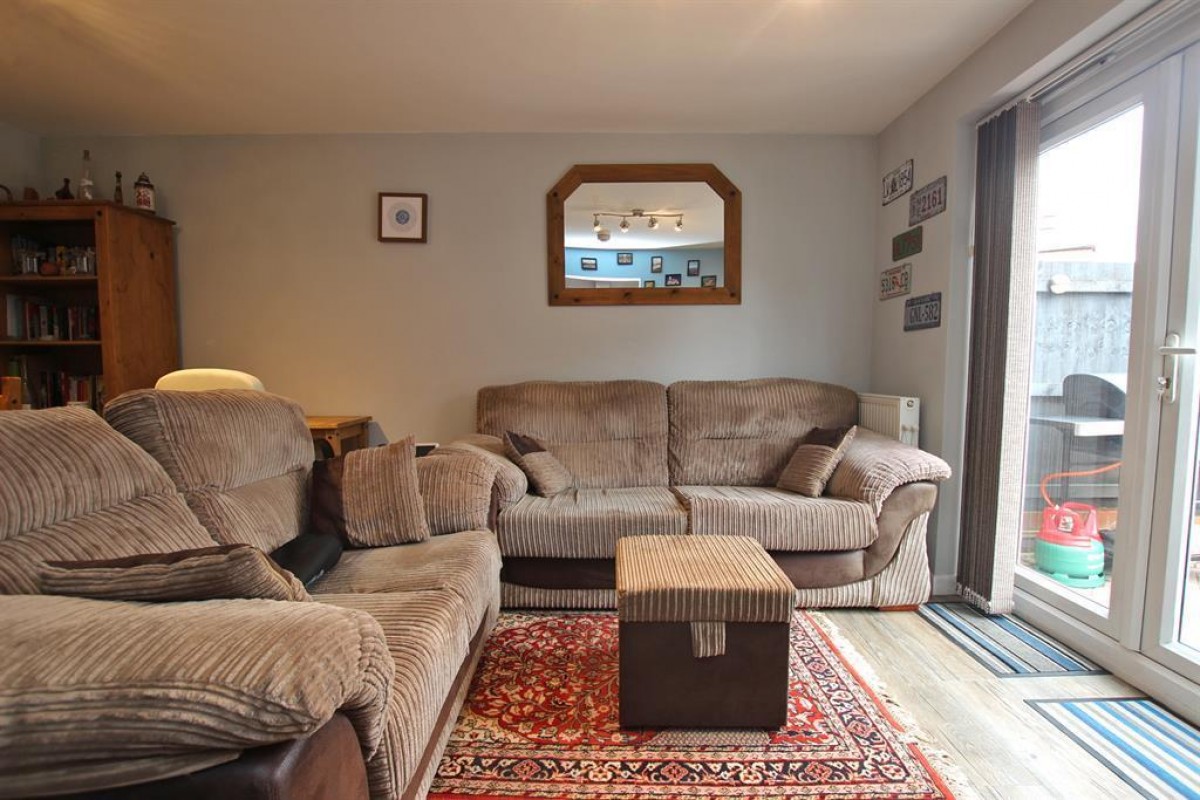 Andrews Walk, Blackburn, BB2 3LE