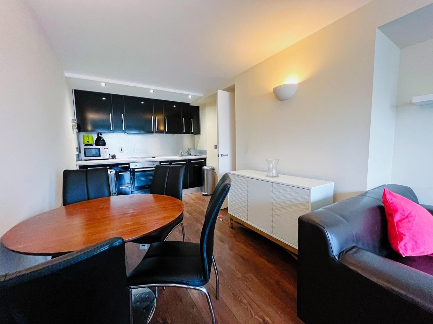 Whitehall Waterfront, 2 Riverside Way, Leeds