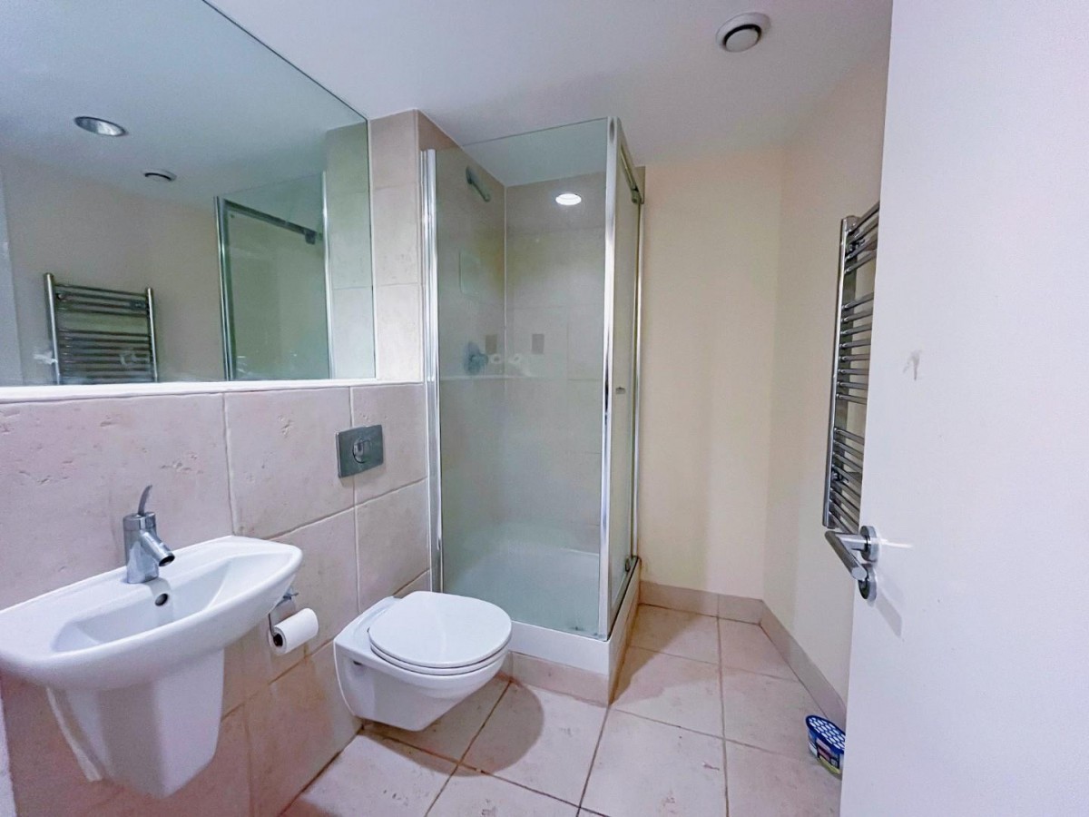 Whitehall Waterfront, 2 Riverside Way, Leeds