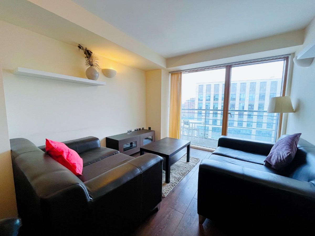 Whitehall Waterfront, 2 Riverside Way, Leeds