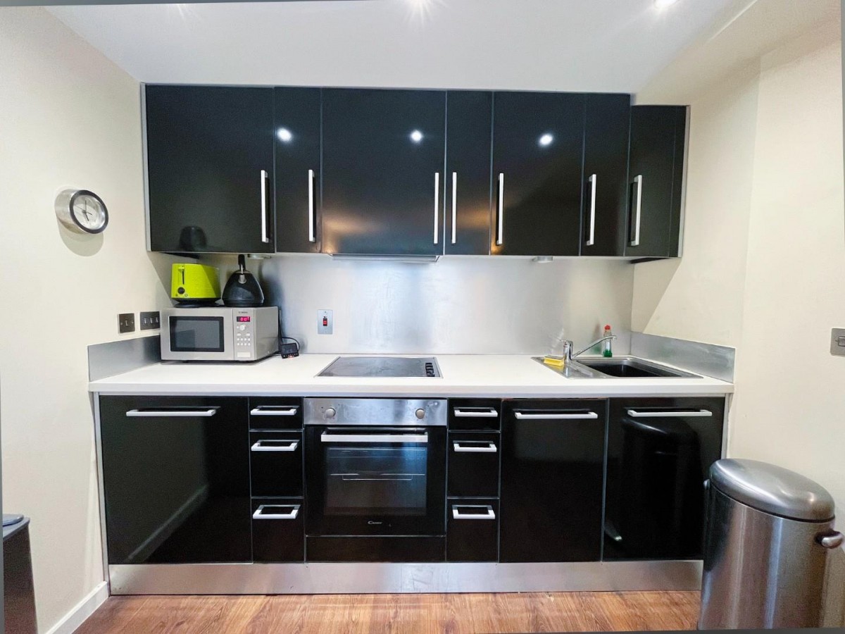 Whitehall Waterfront, 2 Riverside Way, Leeds