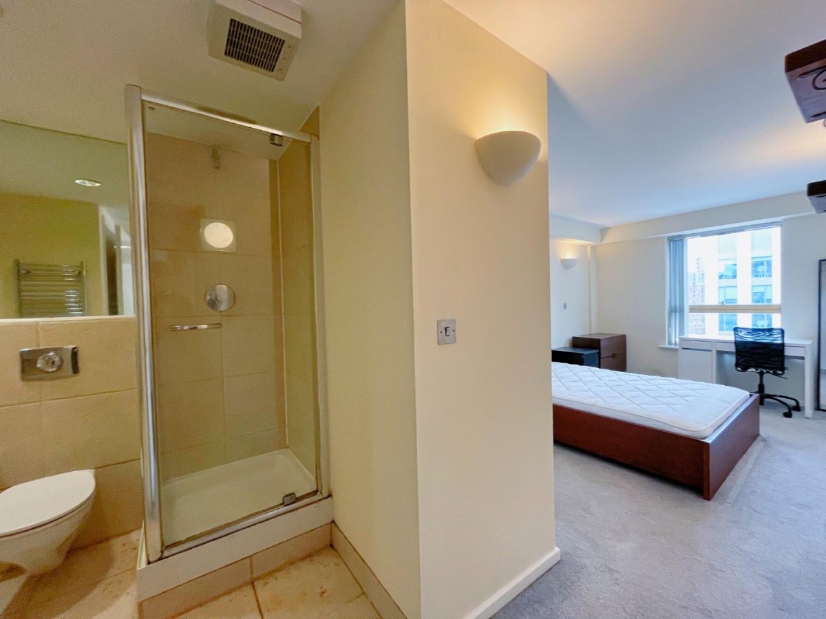 Whitehall Waterfront, 2 Riverside Way, Leeds