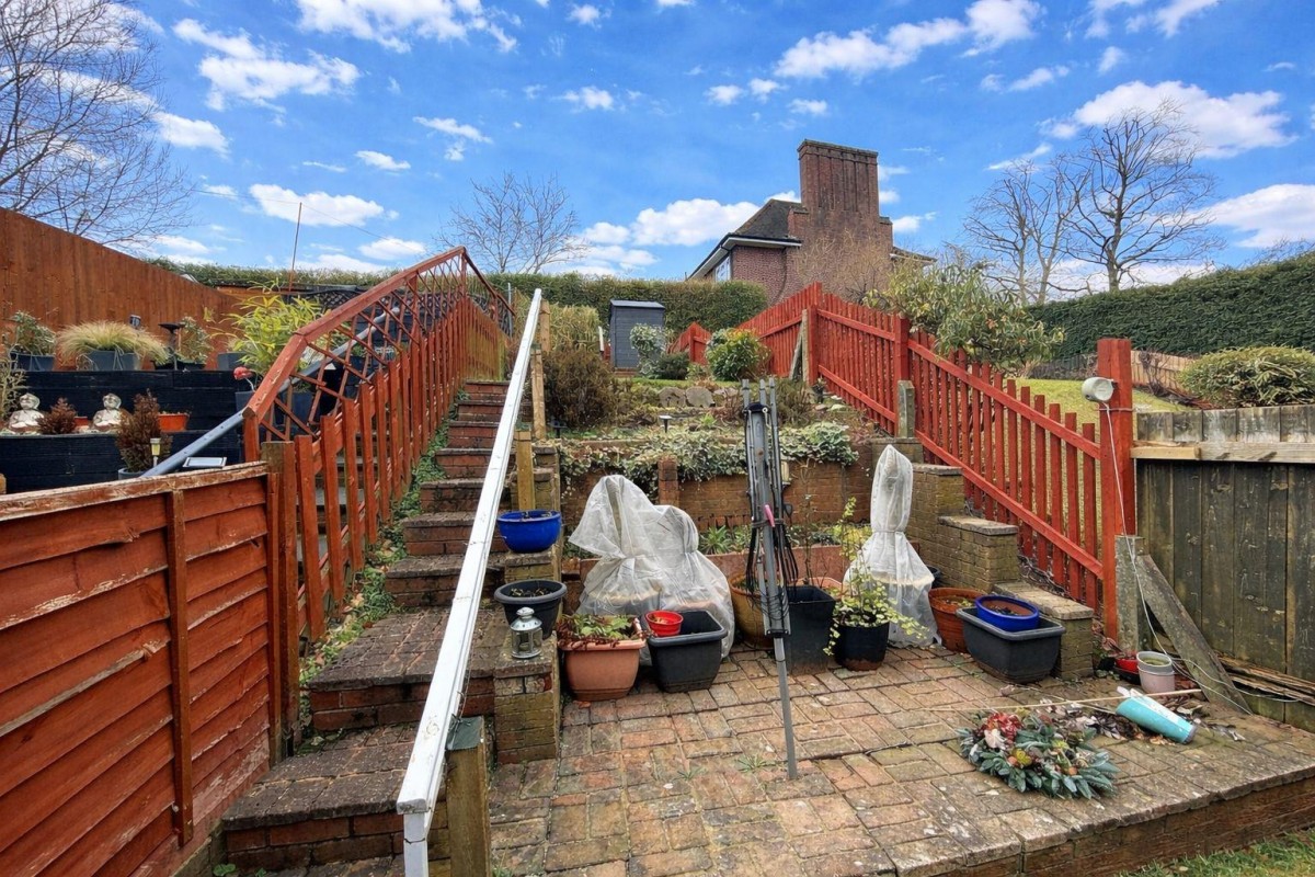 School Drive, Amblecote, Stourbridge, DY8 4DQ