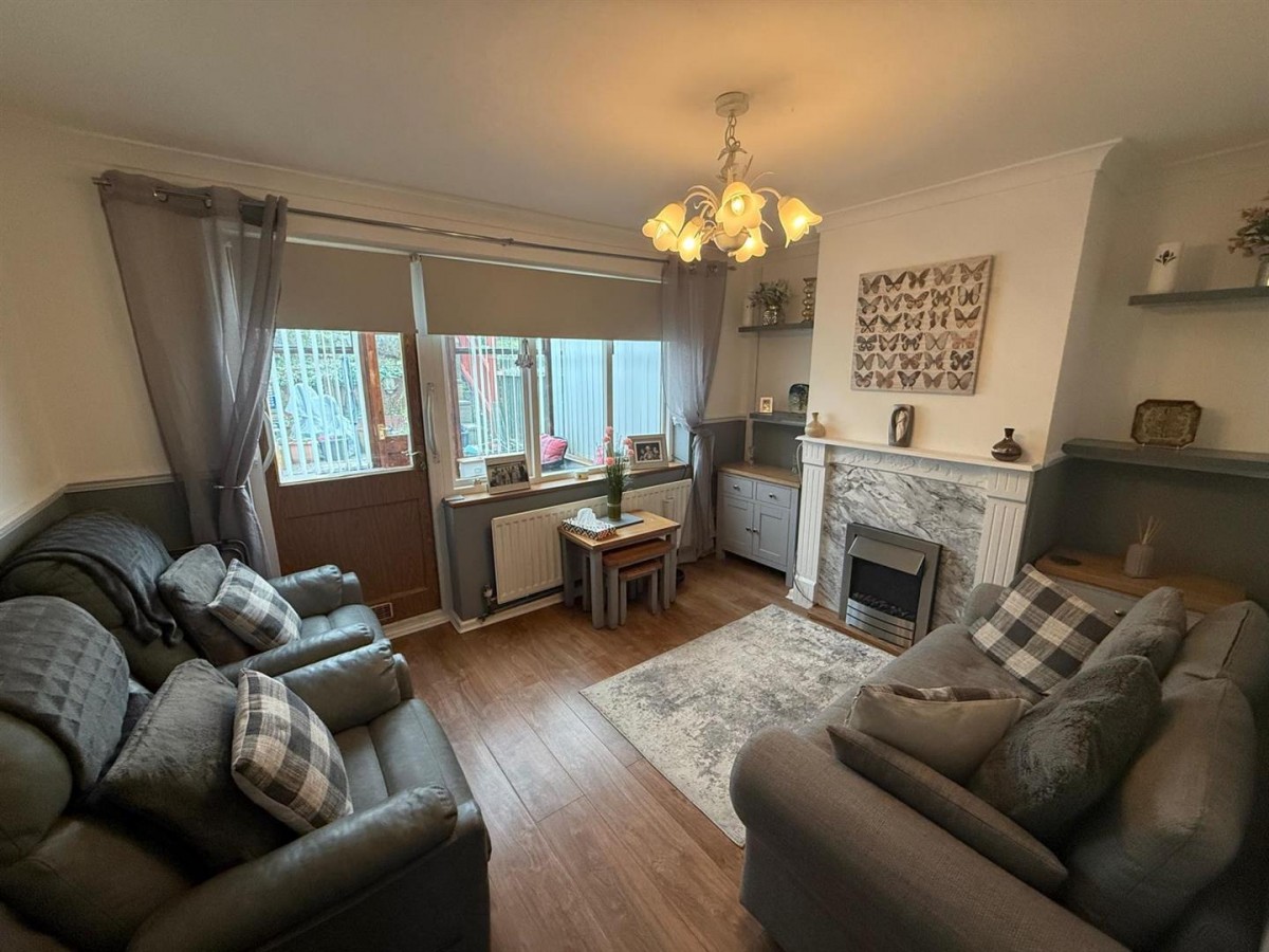 School Drive, Amblecote, Stourbridge, DY8 4DQ