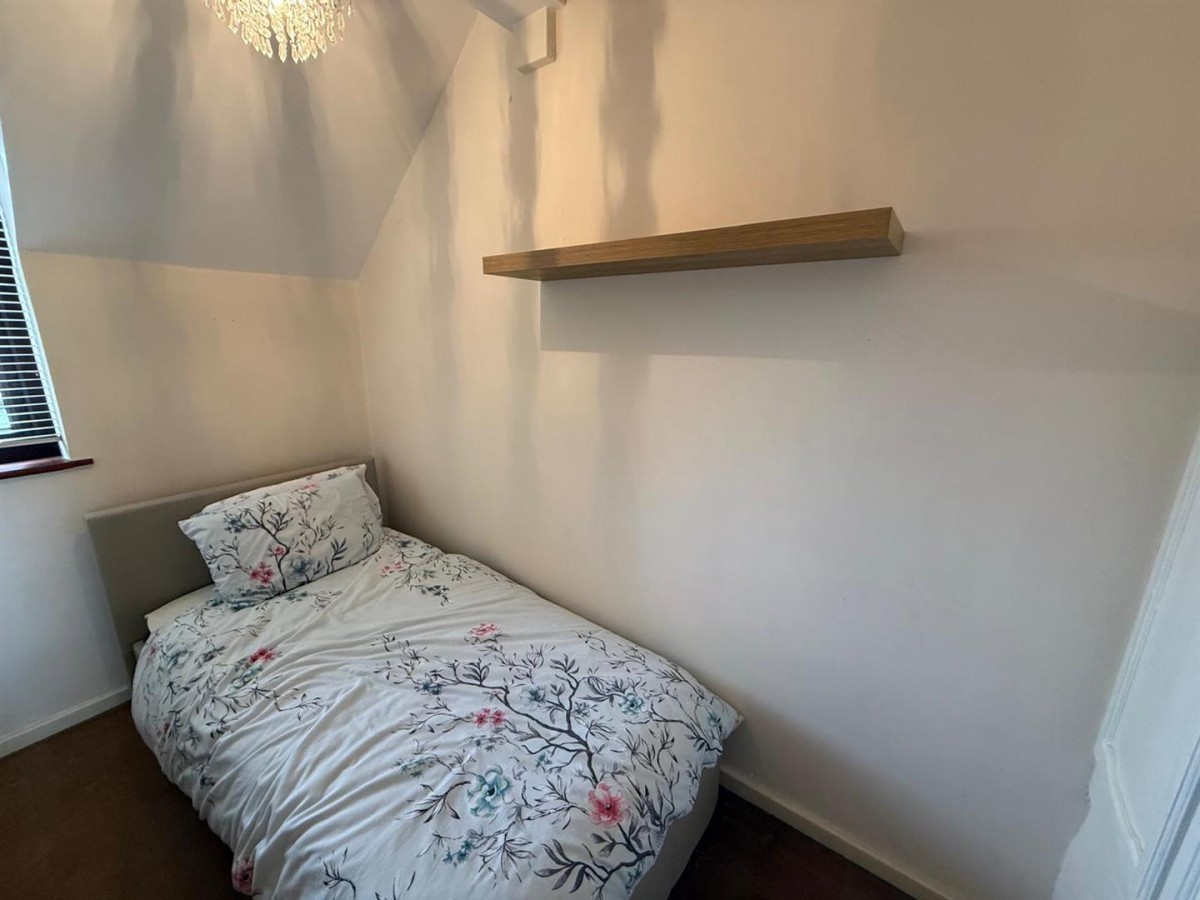 School Drive, Amblecote, Stourbridge, DY8 4DQ