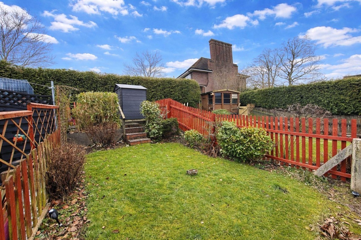 School Drive, Amblecote, Stourbridge, DY8 4DQ