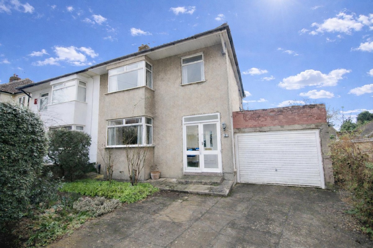 Kingston Drive, Mangotsfield, Bristol, BS16 9BQ