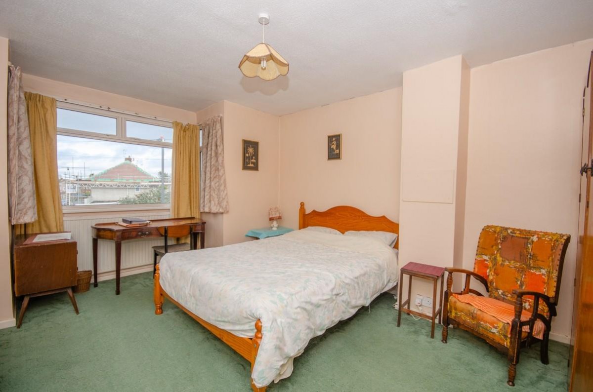 Kingston Drive, Mangotsfield, Bristol, BS16 9BQ