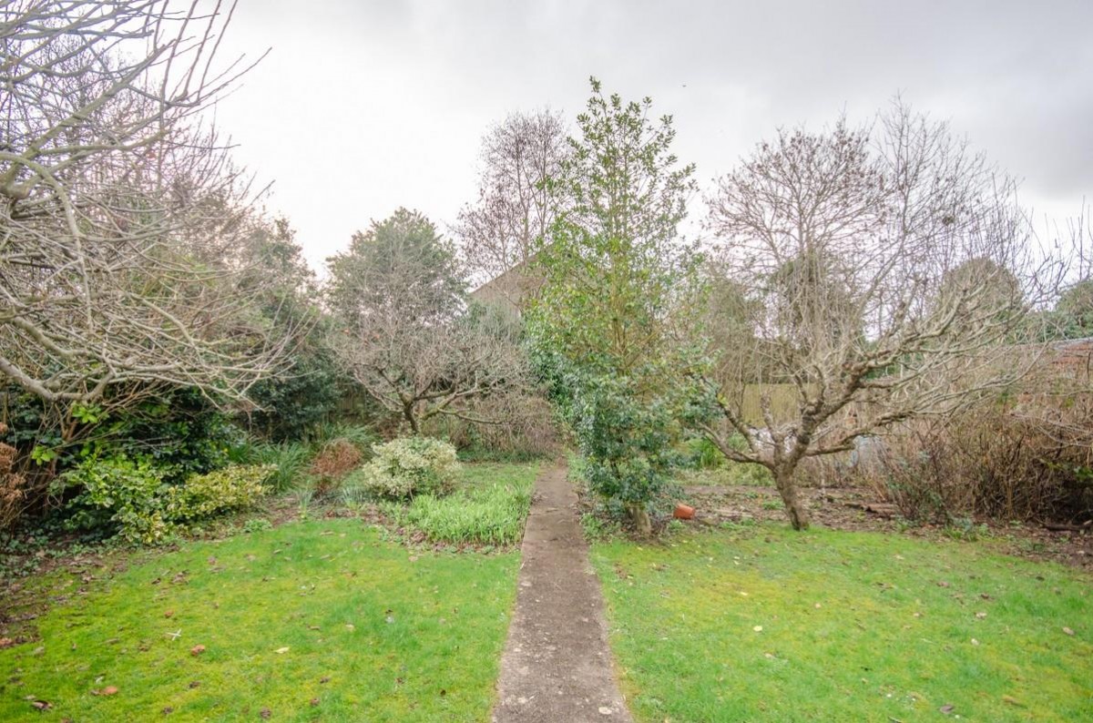 Kingston Drive, Mangotsfield, Bristol, BS16 9BQ