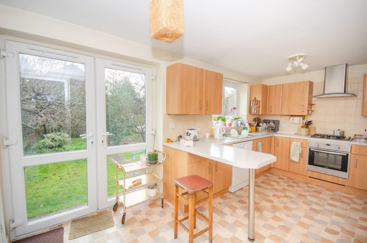 Kingston Drive, Mangotsfield, Bristol, BS16 9BQ